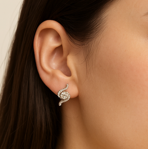 Wavy Swirl Pavé Stud Earrings - PEACORA