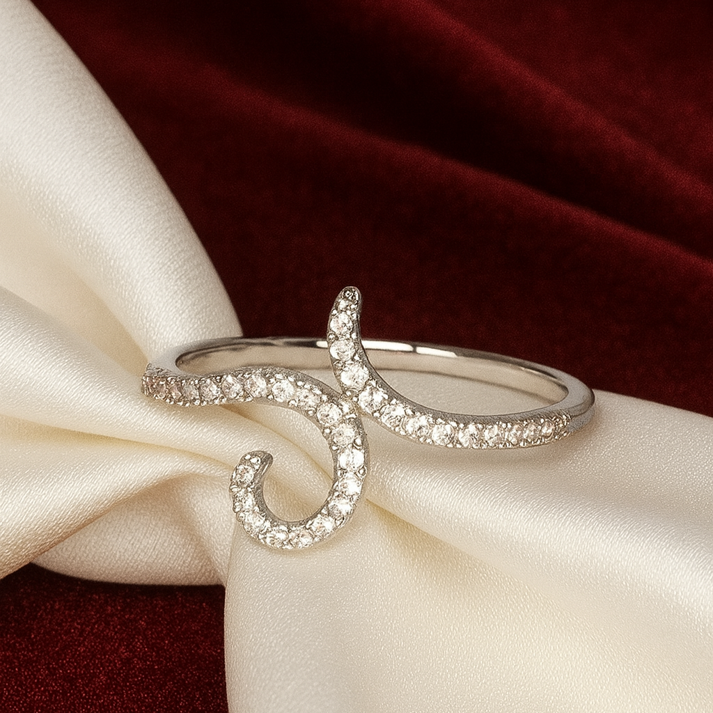Elegant Swirl Ring - PEACORA