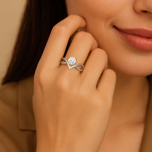 V-Shaped Solitaire Moissanite Ring - PEACORA