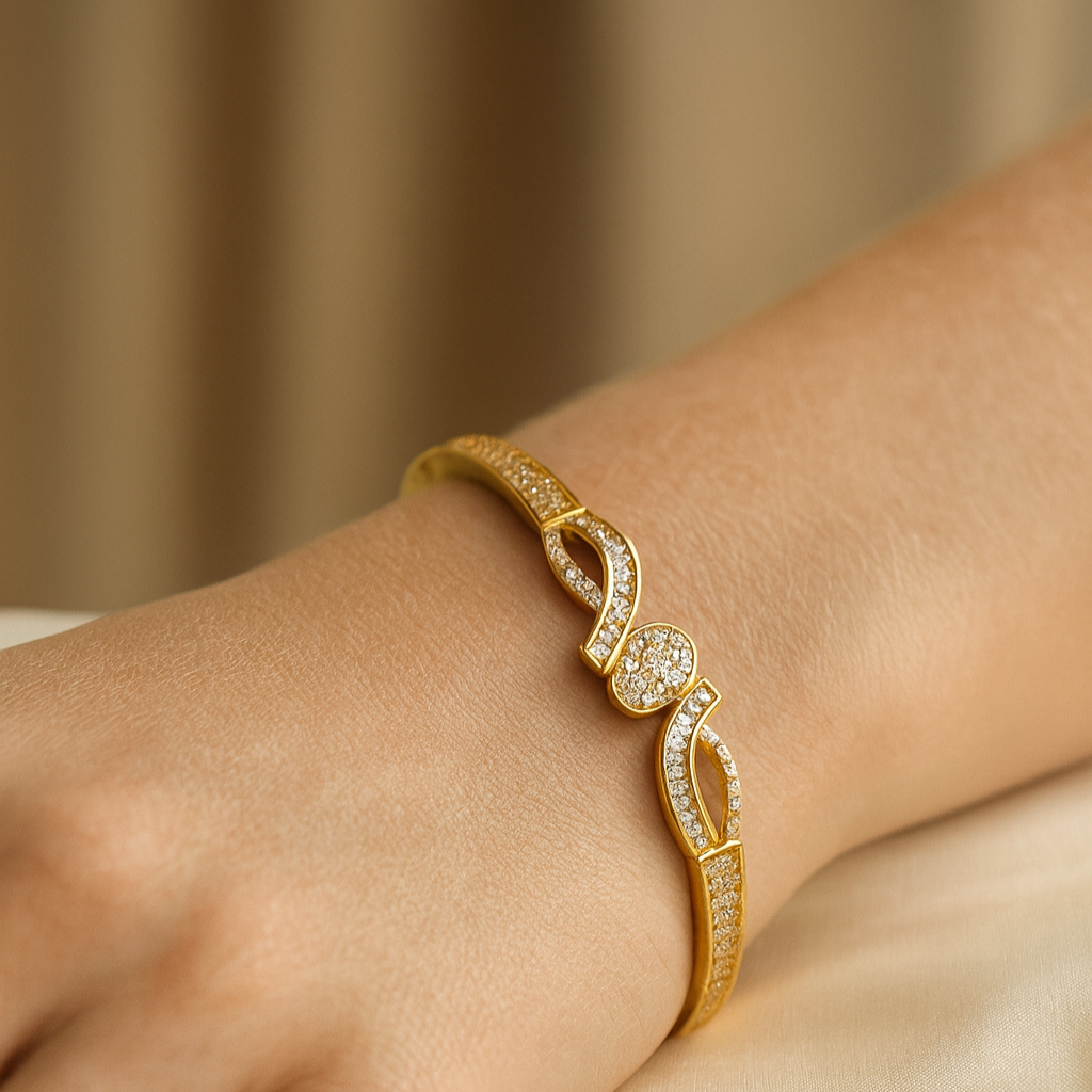 Radiant Twist Bangle 14K Gold Plating Stainless Steel - PEACORA