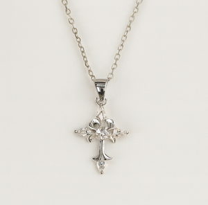 Filigree Cross Pendant Necklace - PEACORA