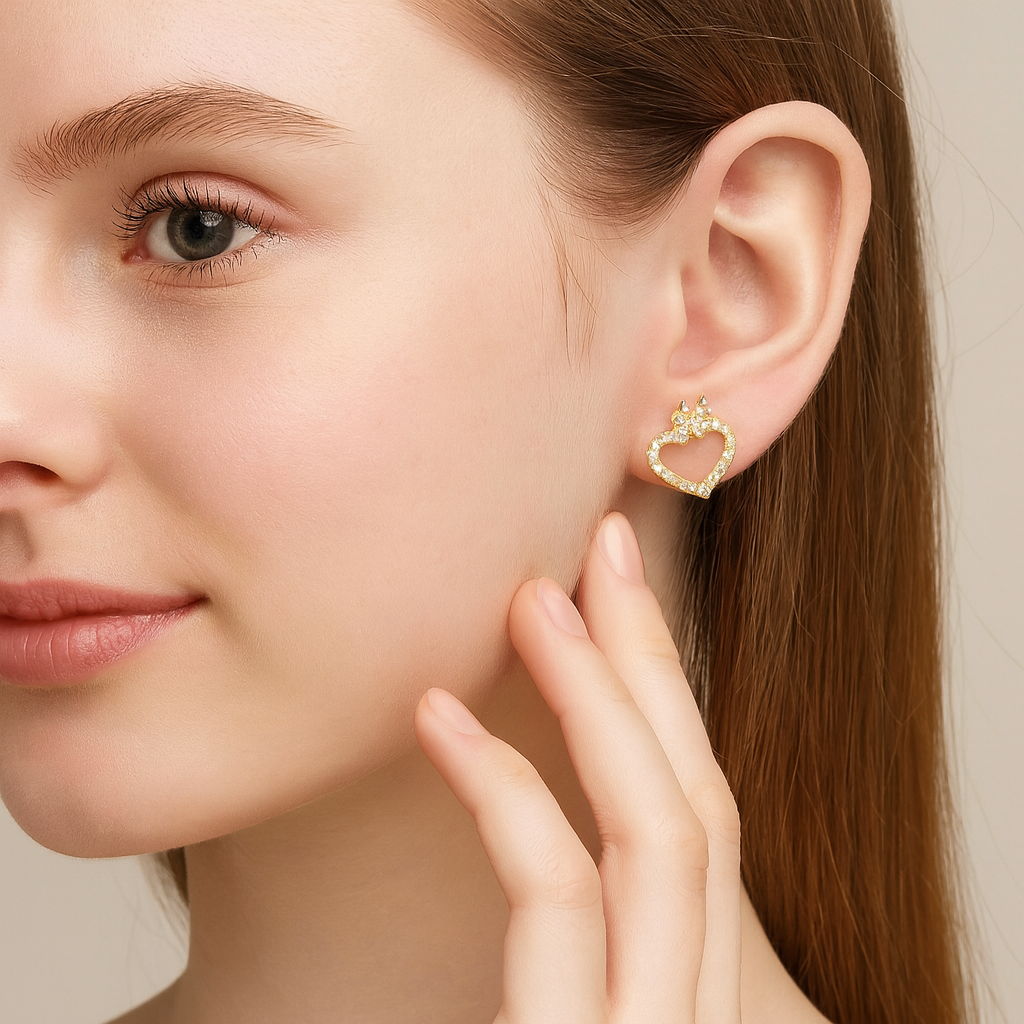 Gold Heart Crown Stud Earrings - PEACORA