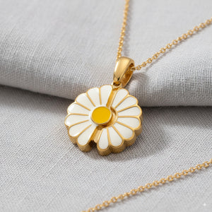PEACORA Golden Daisy Pendant Necklace