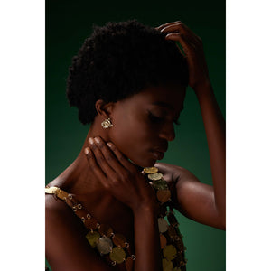 Dazzling Gold Flora Stud - PEACORA