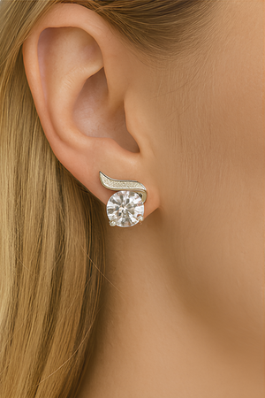 Elegant Wave Diamond Stud Earrings - PEACORA