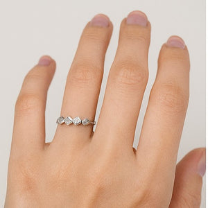 Zigzag Princess-Cut Ring - PEACORA