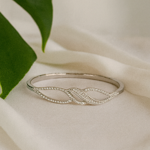 Elegant Stainless Steel Bangle - PEACORA