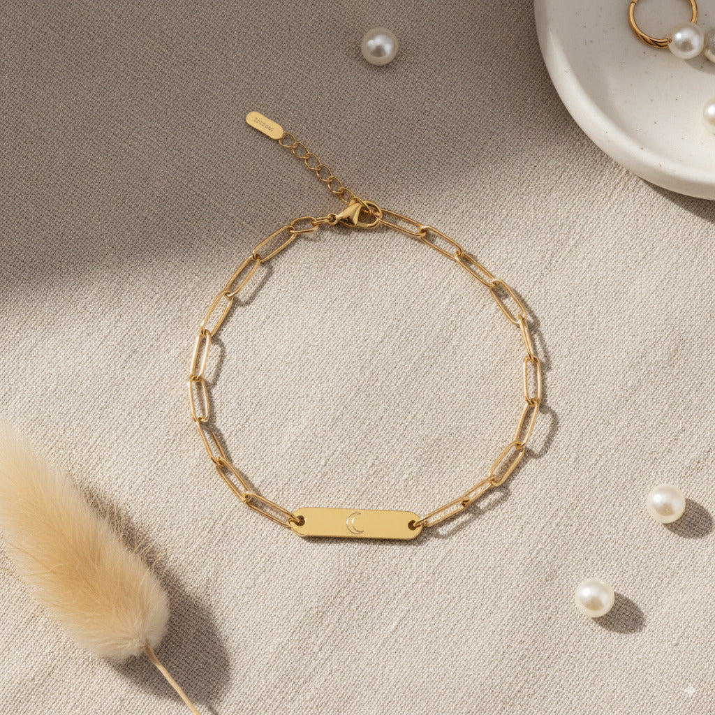 Gold Mini Plate Chain Bracelet — PEACORA