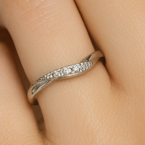 Sculpted Twist Pave Band - PEACORA