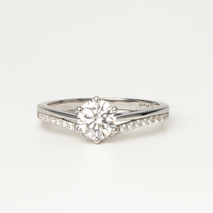 Solitaire V-Cut Moissanite Ring - PEACORA