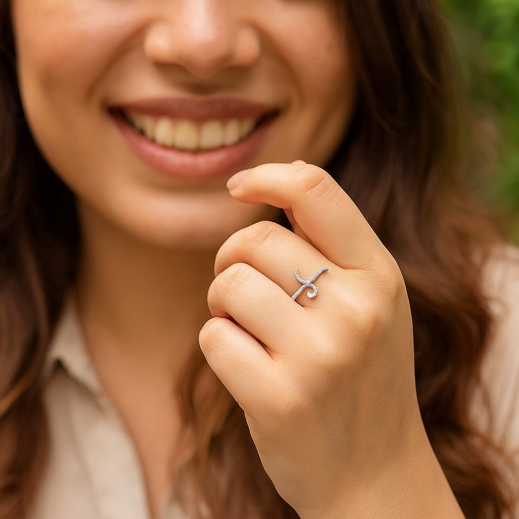 Elegant Swirl Ring