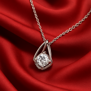 Silver Bamboo-Inspired Pendant Necklace - PEACORA