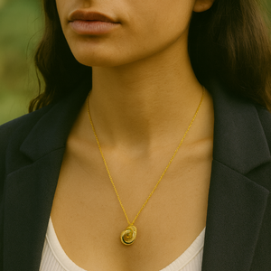 Gold Vermeil Interlocking Rings Pendant Necklace - PEACORA