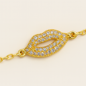 Crystal Kiss Bracelet - PEACORA