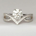 Load image into Gallery viewer, V-Shaped Solitaire Moissanite Ring
