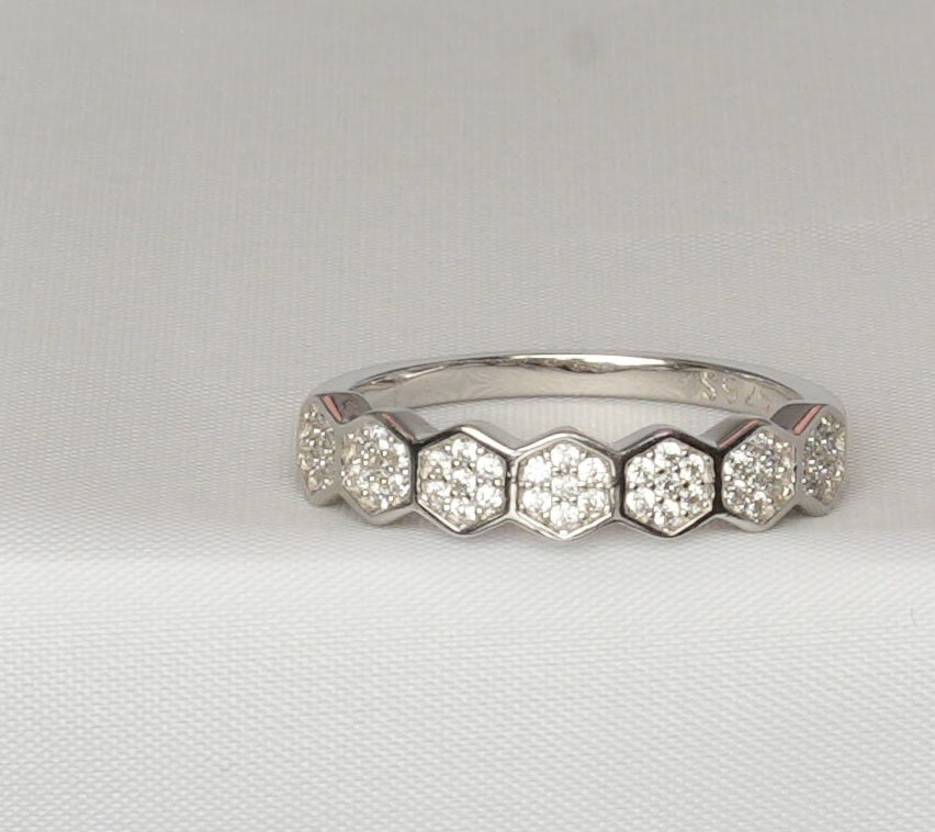 Honeycomb Stackable Ring - PEACORA