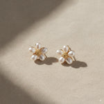Load image into Gallery viewer, Pearl Petal Flower Stud Earrings 

