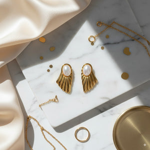 Pearl Shell Statement Earrings 