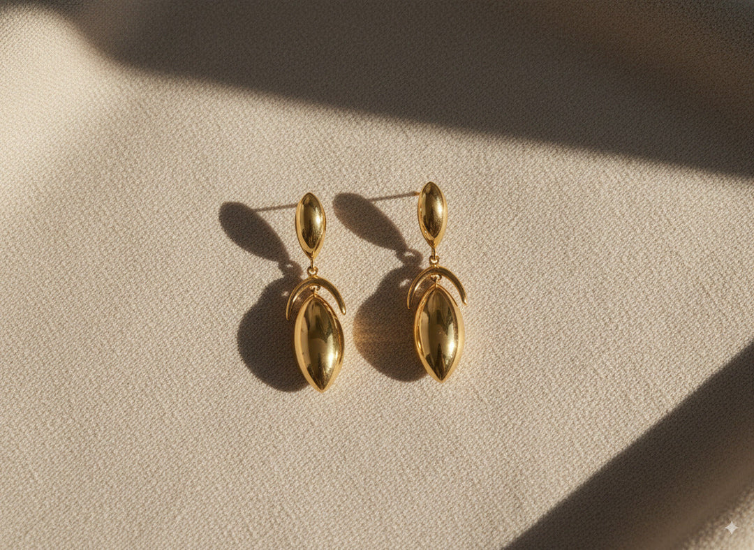 Sculpted Teardrop Dangle Earrings 