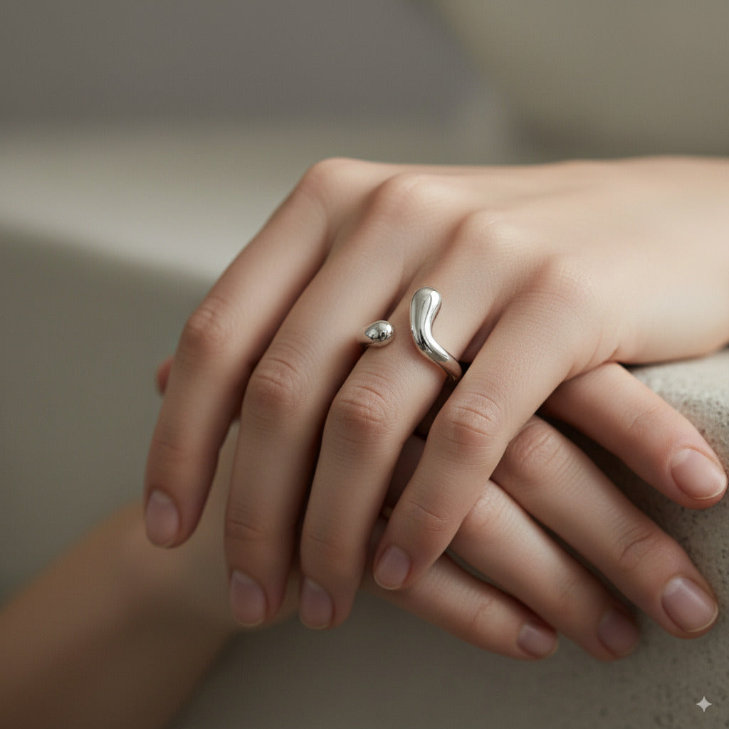 Sculpted Wave Ring – Gold & Silver Finish Stainless Steel - PEACORA