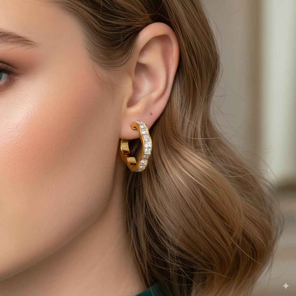 Wavy Zircon Hoop Earrings 