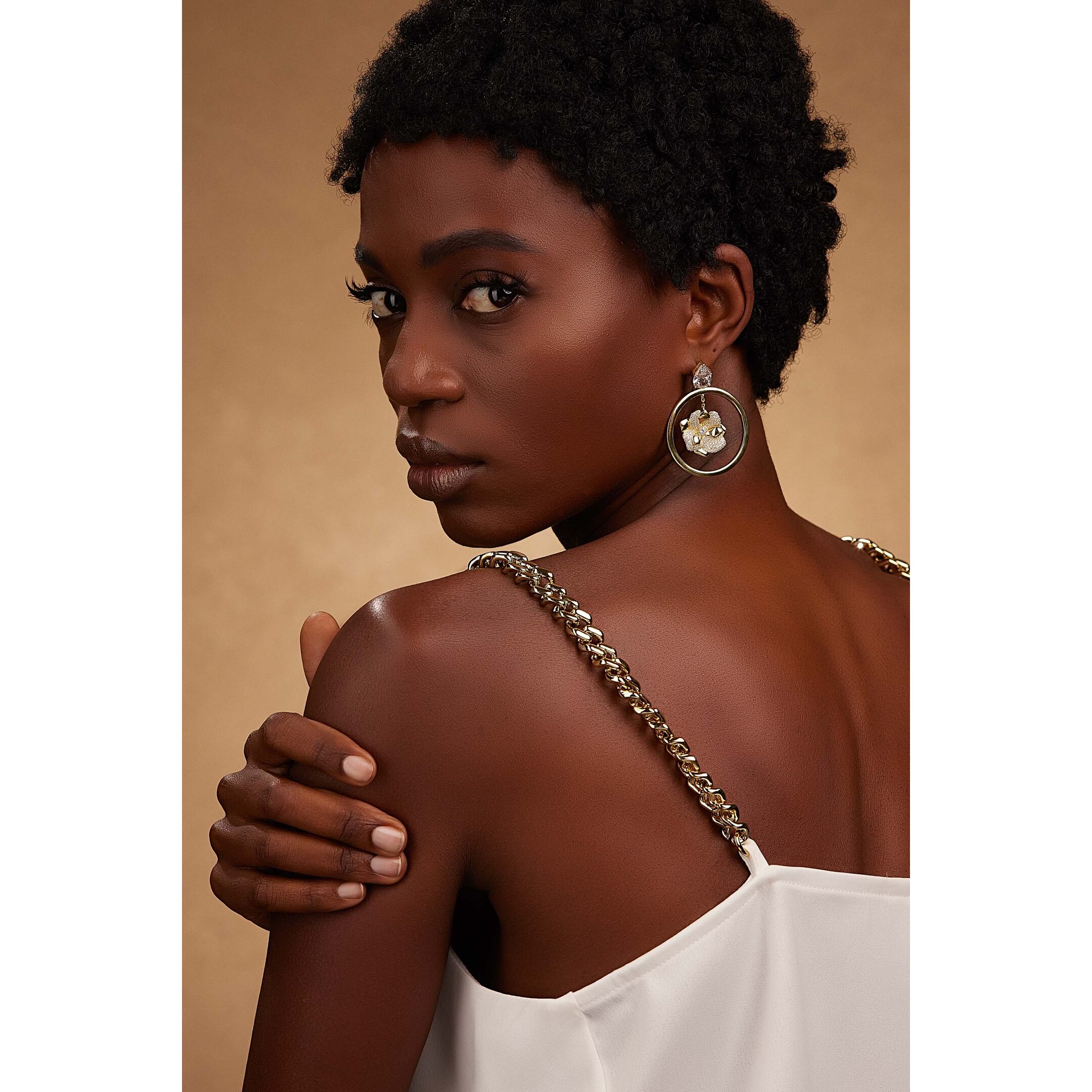 Radiant Floral Swing Hoop - PEACORA