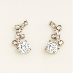 Brilliant Curve Diamond Earrings - PEACORA