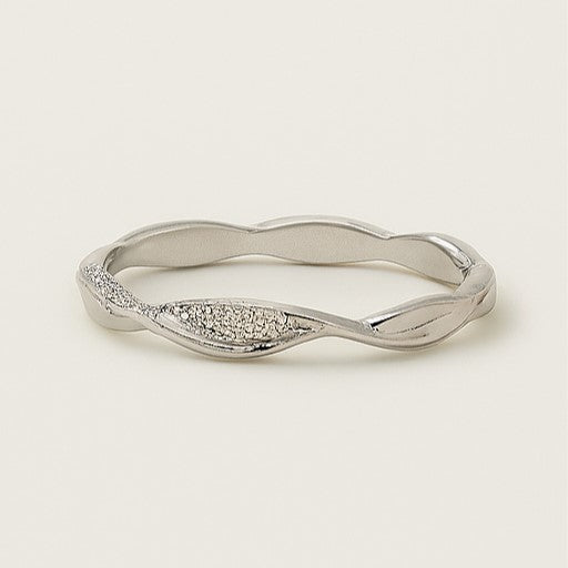 Sculpted Twist Pave Band - PEACORA