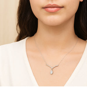 Elegant Teardrop Crystal Pendant Necklace - PEACORA