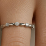 Load image into Gallery viewer, Twisted Eternity Crystal Band Ring
