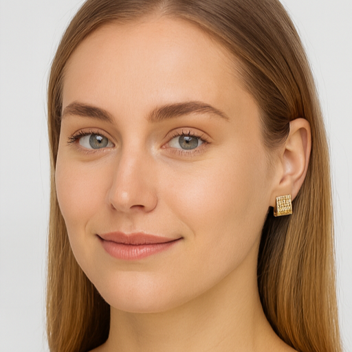 Gold Square Crystal Stud Earrings - PEACORA