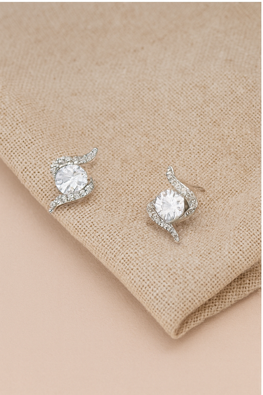 Wavy Swirl Pavé Stud Earrings - PEACORA