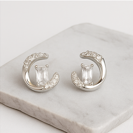 Crescent Baguette Diamond Earrings - PEACORA