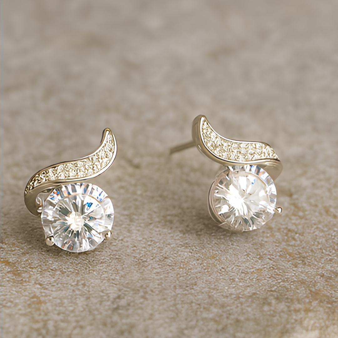 Elegant Wave Diamond Stud Earrings - PEACORA